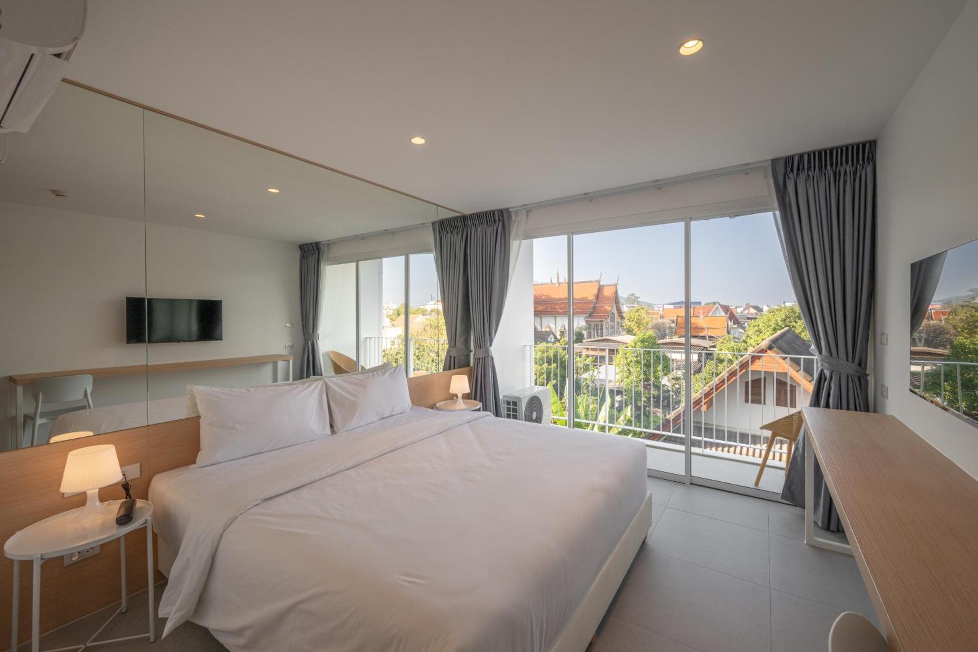 Lis Hotel Chiangmai Chiang Mai Exterior foto